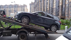 У семейной пары из Петербурга изъяли автомобиль Mazda из-за долга в 1,4 млн рублей