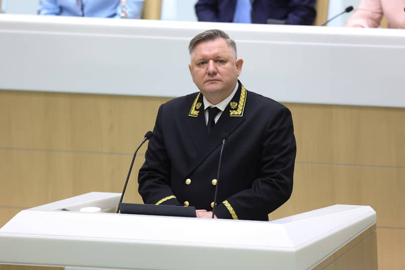 Исполняющий обязанности председателя Верховного суда России Юрий Иваненко