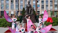 В Санкт-Петербурге открыли площадь Хошимина