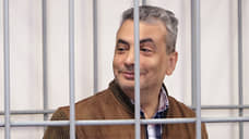 Иноагент Шлосберг останется под домашним арестом до октября