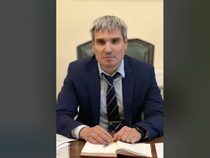 Глава администрации Адмиралтейского района Дмитрий Вакушин