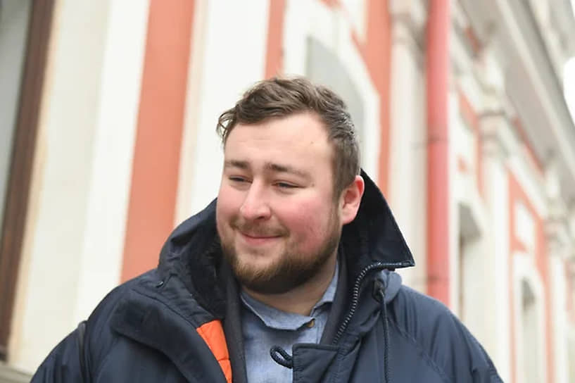 Петербургский активист и политик-националист, а также ивент-менеджер книжного магазина «Листва» и куратор городского домена (отделения) движения «Общество.Будущее» Савва Федосеев.