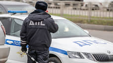 Полицейские проверили около 500 автомобилей в ходе рейда на Петроградской стороне