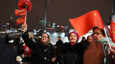 Акция в честь 108-й годовщины октябрьской революции прошла у «Авроры»