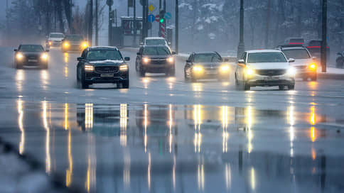 В Петербурге снова объявили «желтый» уровень погодной опасности из-за гололеда