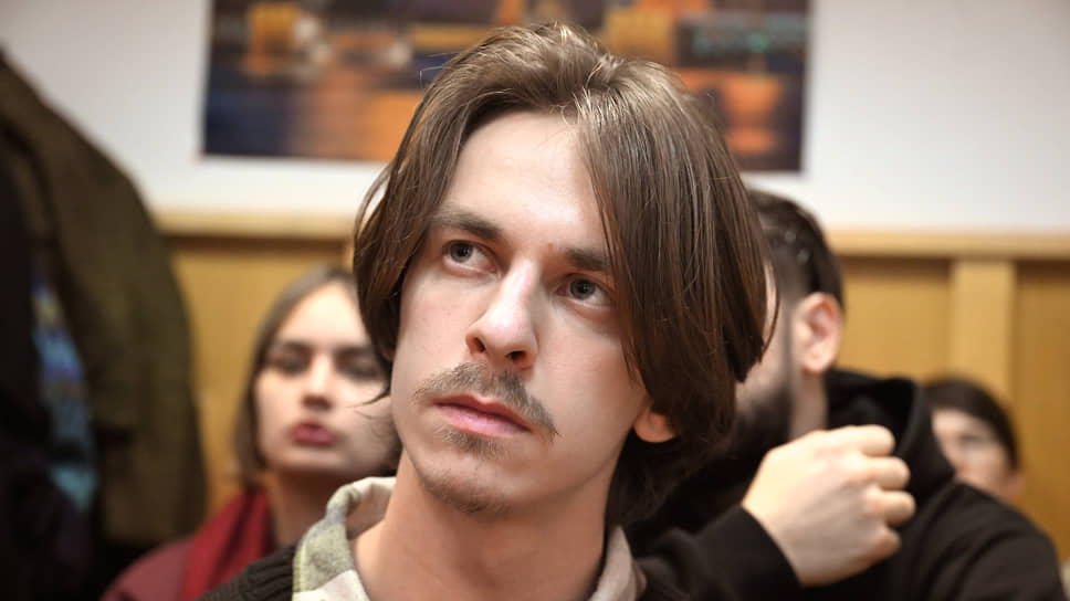 Гитарист группы «Стоптайм» Александр Орлов