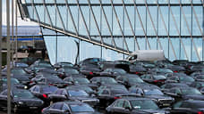 В Петербурге начали выдавать номера на авто с новым кодом региона