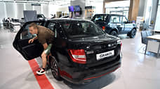 Lada Granta стала самым продаваемым отечественным авто в Петербурге в октябре