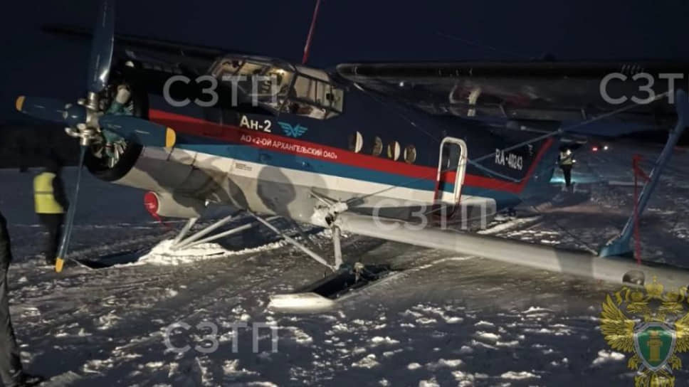 Самолет Ан-2, совершивший аварийную посадку под Архангельском