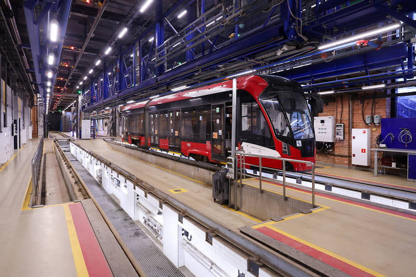 Реконструированный трамвайный парк № 7 в Петербурге