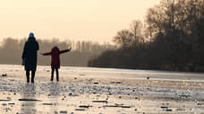 Выходить на лед в Петербурге официально запретили с 4 декабря по 15 января