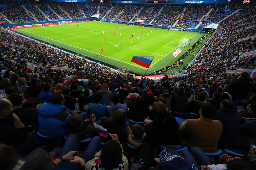 Стадион «Газпром Арена» во время матча