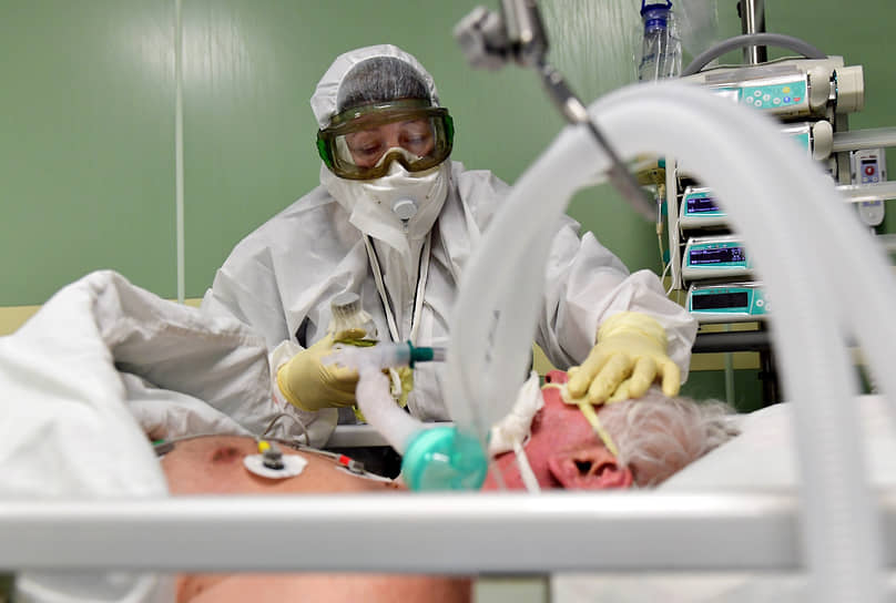 Клиническая инфекционная больница имени С. П. Боткина во время работы по предотвращению эпидемии COVID-19