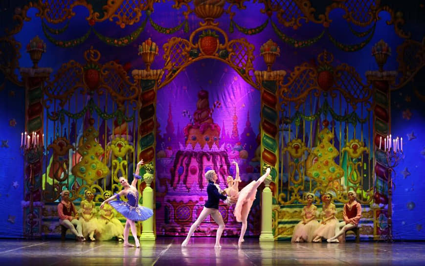 Сцена из балета «Щелкунчик» в Эрмитажном театре