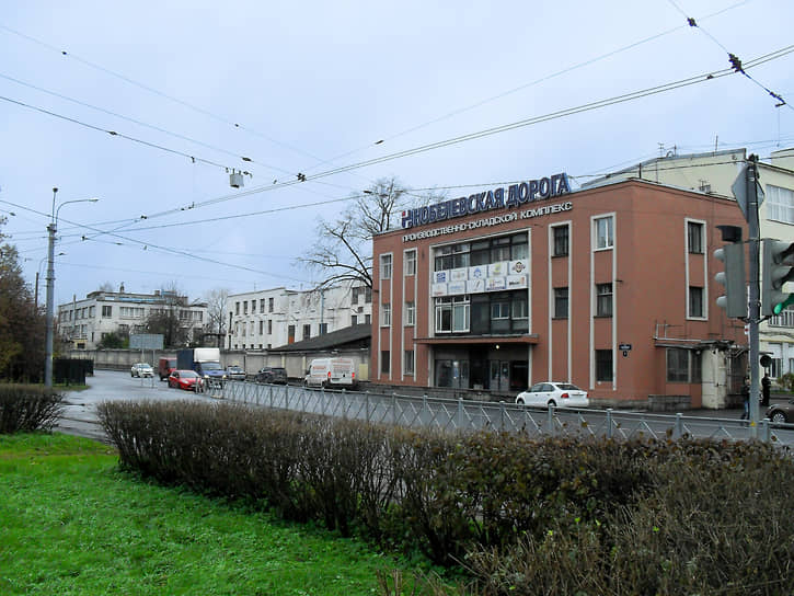 Складской комплекс «Нобелевская дорога» на территории бывшего карбюраторного завода имени Самойлова