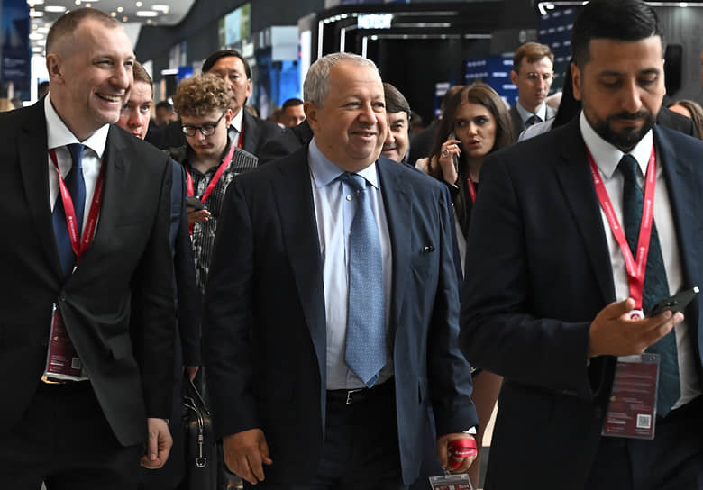 Председатель совета директоров АО «Группа &quot;Илим&quot;» Захар Смушкин 