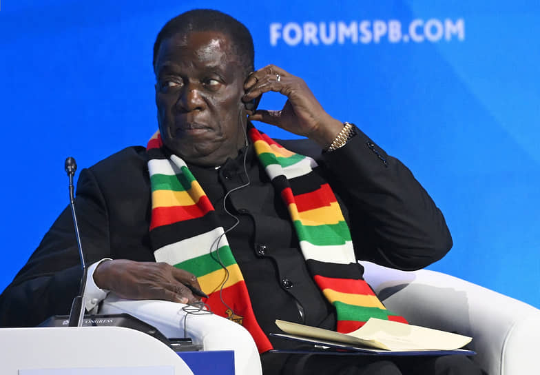 Президент Зимбабве Эммерсон Мнангагва 
