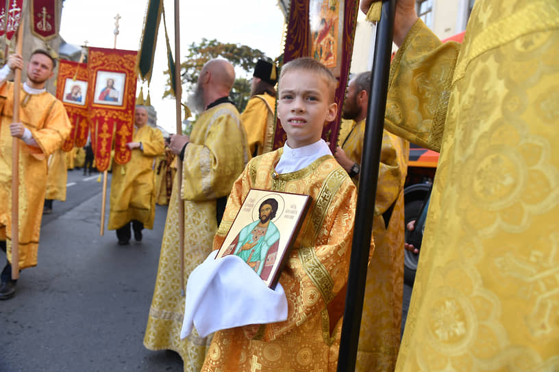 Перед началом Крестного хода