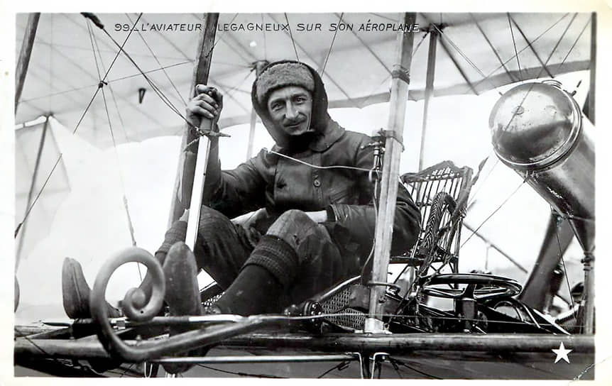 1910 год. Французская открытка с изображением пионера авиации Жоржа Леганье