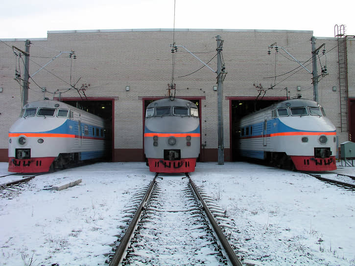 Электровозы ЭР200–1, ЭР200–2