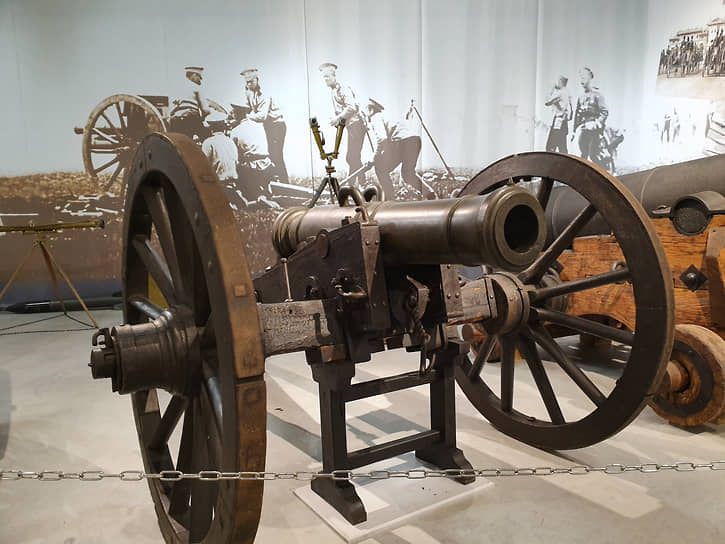 Пушка-«единорог» образца 1805 года, произведенная на заводе «Арсенал» в Санкт-Петербурге
