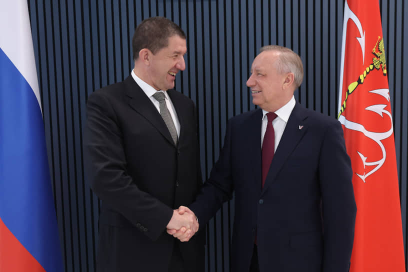 Слева направо: президент ПАО «Ростелеком» Михаил Осеевский и губернатор Александр Беглов