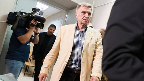 Госконтракты довели до суда // Экс-главу Адмиралтейского района судят за взятки