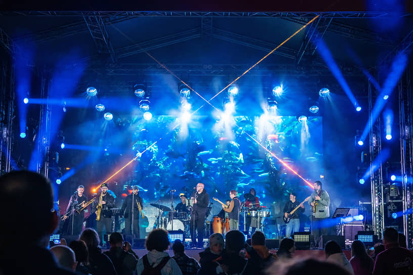 Выступление группы Markscheider Kunst на фестивале