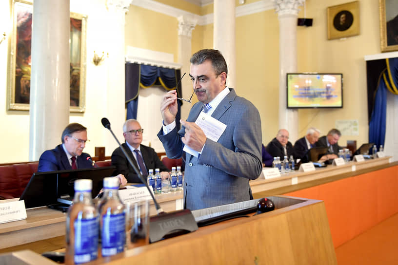 Ректор Томского государственного университета Эдуард Галажинский 
