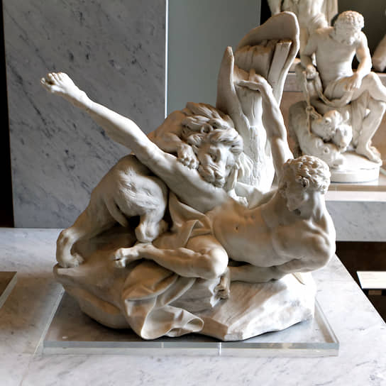 Скульптурная группа «Милон Кротонский». Пьер-Этьен Фальконе, 1754 год