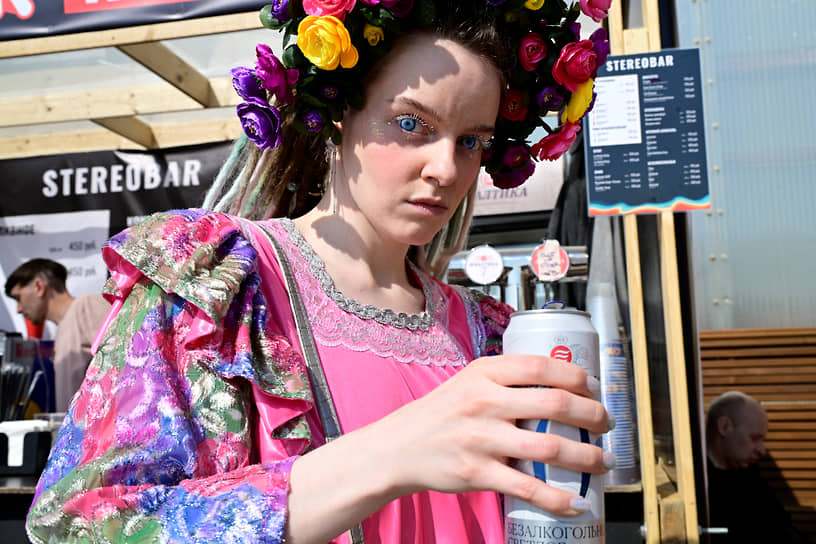 На музыкальном фестивале STEREOLETO в пространстве «Севкабель порт»