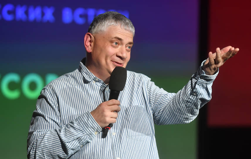 Актер Александр Новиков