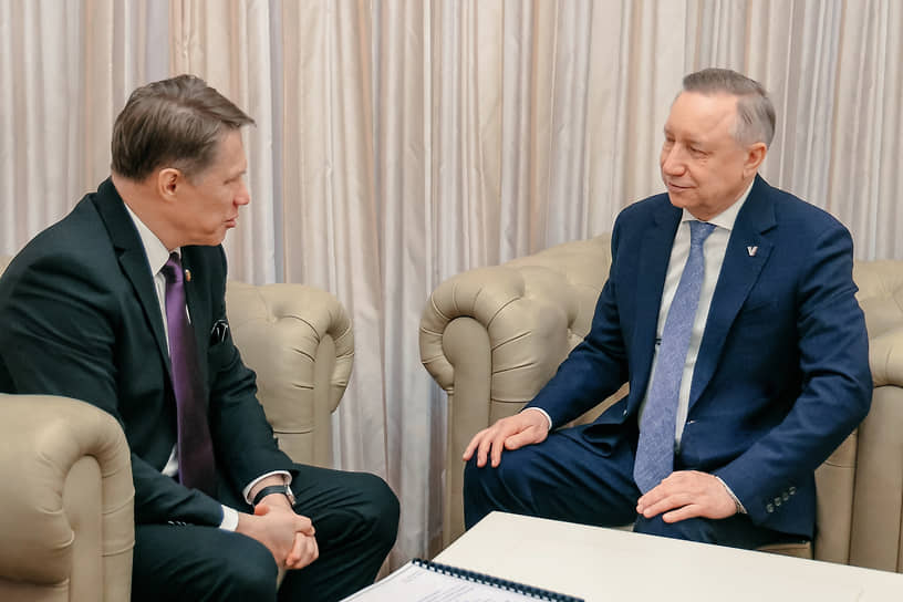 Губернатор Петербурга Александр Беглов на рабочей встрече с министром здравоохранения РФ Михаилом Мурашко