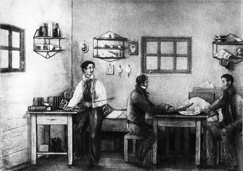 1931 год. Камера Николая Бестужева в Петровской тюрьме. Стоит Михаил Бестужев, за столом Николай Бестужев пишет портрет Ивана Киреева