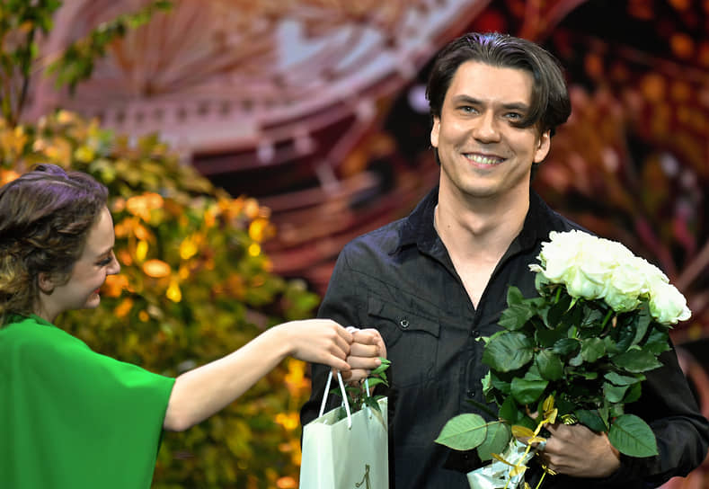 Актера Кирилла Гордеева наградили за роль Емельяна Пугачева в мюзикле «Капитанская дочка»
