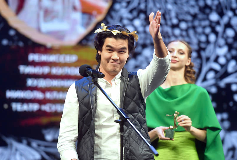 Режиссер Тимур Кулов на церемонии
