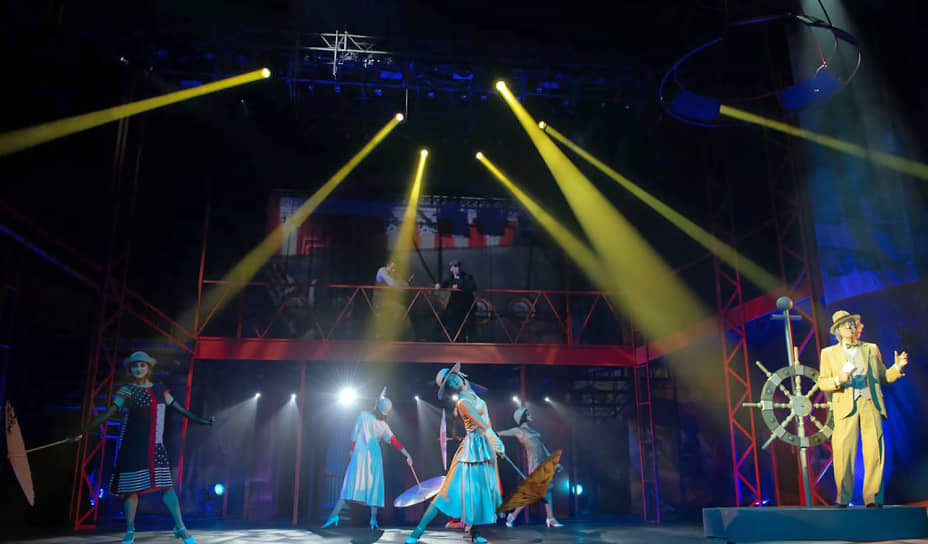 Сцена из мюзикла «Солнечный удар»