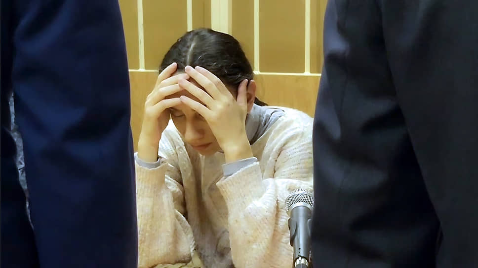 Марина Кохал после оглашения приговора в Смольнинском районном суде Санкт-Петербурга