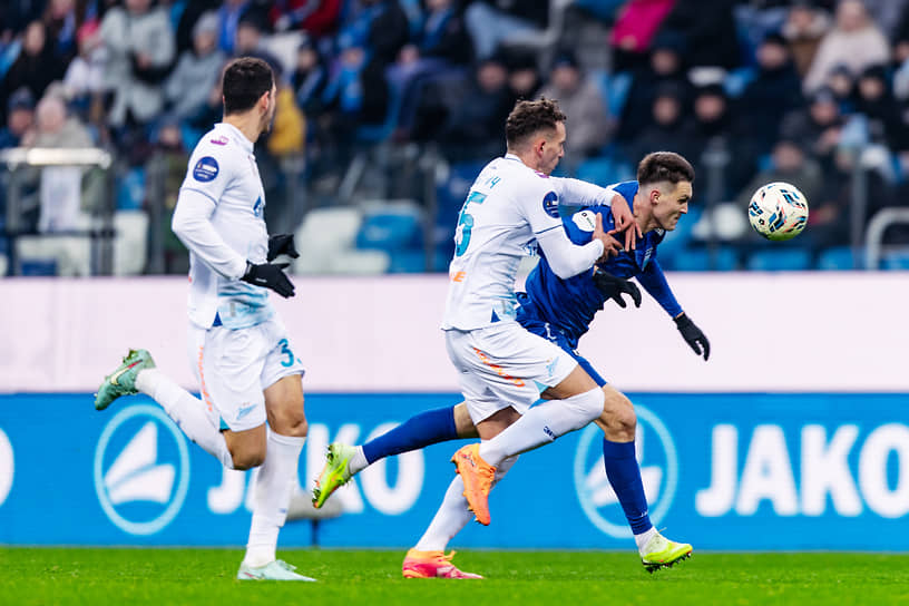 «Зенит», благодаря успеху на Волге, продлил свою беспроигрышную серию в чемпионате до 12 матчей 