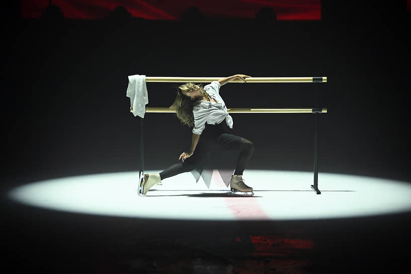 Олимпиада стала последним международным стартом для российских фигуристов. После начала Россией военной операции на территории Украины спортсмены были отстранены от всех международных соревнований. Елизавета, несмотря на это, продолжила выступать и вновь ярко начала постолимпийский сезон: выиграла два этапа отечественных этапов Гран-при, взяла бронзу чемпионата России, опередив многих молодых фигуристок (после дисквалификации Камилы Валиевой Туктамышева получила серебро)
