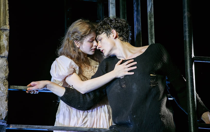 Сцена из спектакля «Ромео и Джульетта»