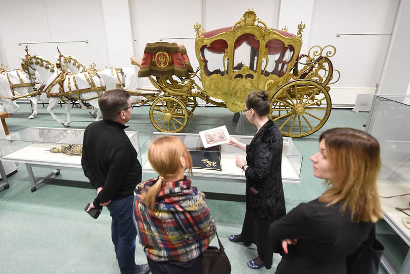 Реставрационно-хранительский центр «Старая Деревня» Эрмитажа стал технологическим сердцем современного музея. Это гигантское фондохранилице и уникальный комплекс для передовых научных исследований и высокотехнологической реставрации. Комплекс разгрузил исторические здания, обеспечил идеальные условия сохранности коллекций и превратил процесс заботы об искусстве из скрытой службы в публичную