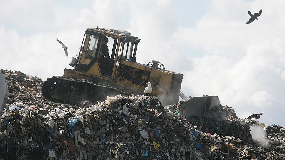 В 2012 году в Санкт-Петербурге было образовано более 10 млн кубометров твердых бытовых отходов