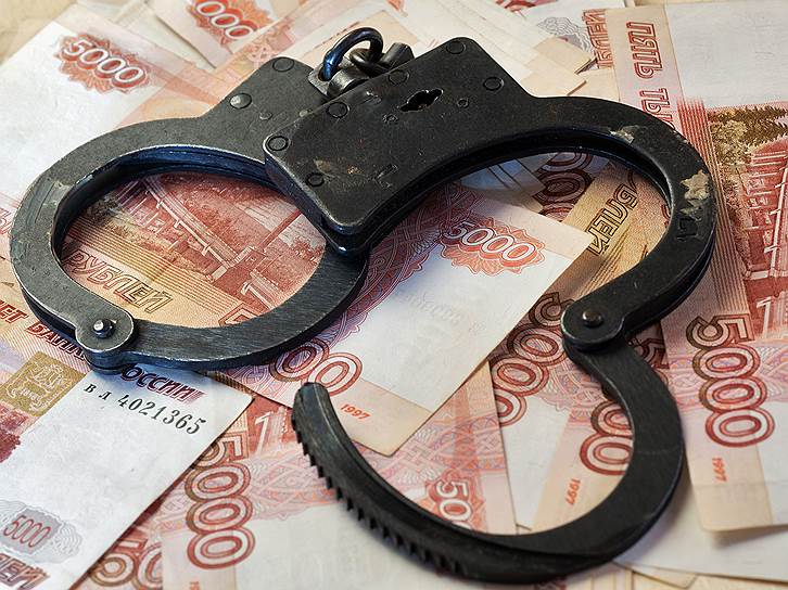 Число осужденных за экономические преступления в 2017 году, по подсчетам СМИ, выросло по сравнению с 2016 годом на 18,9% и составило 6364 человека