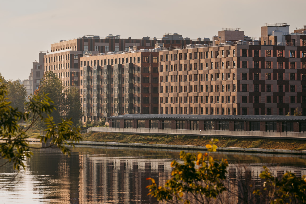 ЖК Neva Haus стал первым элитным жилым комплексом в Петербурге, официально получившим статус энергоэффективного, водоэффективного и экологичного объекта по системе Green Zoom