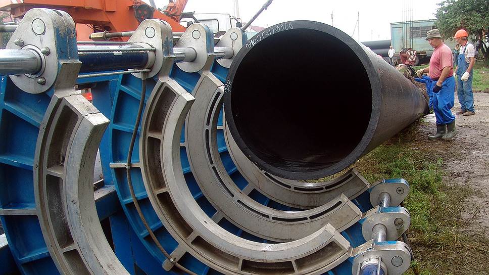 Для переброски воды из Кубани в Крым нужен трубопровод длиной 130 км.