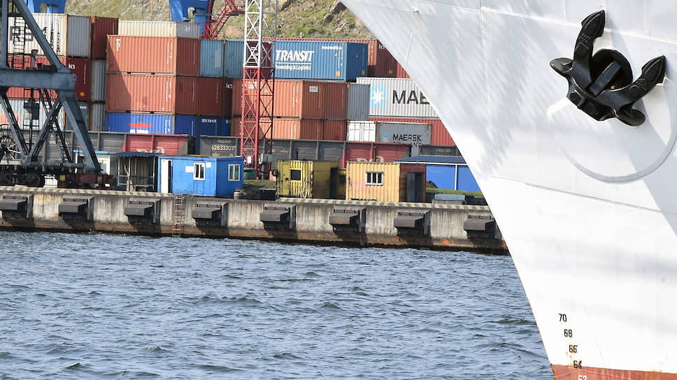 Global Ports увеличила перекалку контейнерных и навалочных грузов