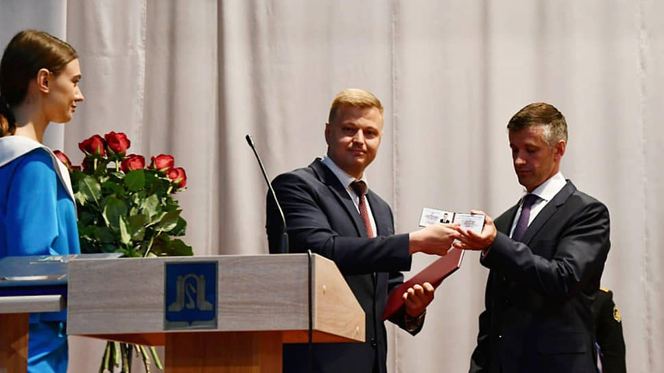 Глава города Горячий Ключ Сергей Белопольский (на фото справа)