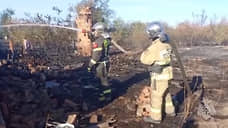 В Каменске-Шахтинском пожар уничтожил пять домов и семь хозпостроек