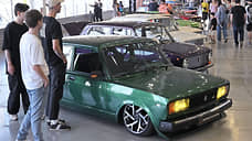 Власти Дона выставили 13 служебных автомобилей на торги